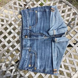 American Eagle Shortie denim shorts